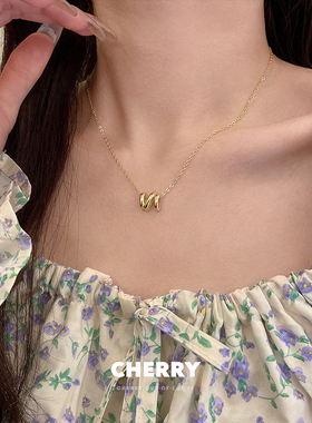 金色多层波浪形细项链