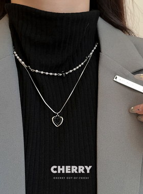 黑色玫瑰爱心珍珠钛钢项链