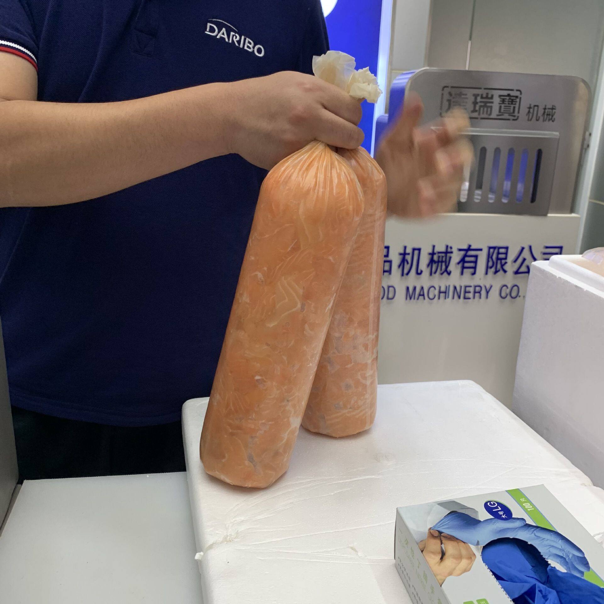 *不锈钢塑料肠衣拉紧打卡机 肥牛卷牛羊肉碎肉填充打结封口机