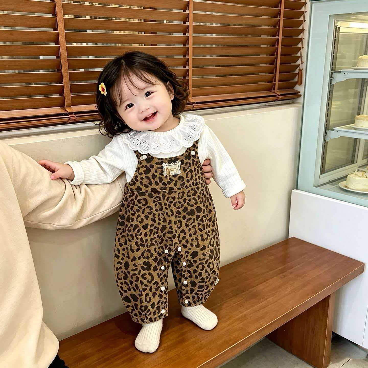 婴儿初秋款连体衣超萌洋气女宝宝