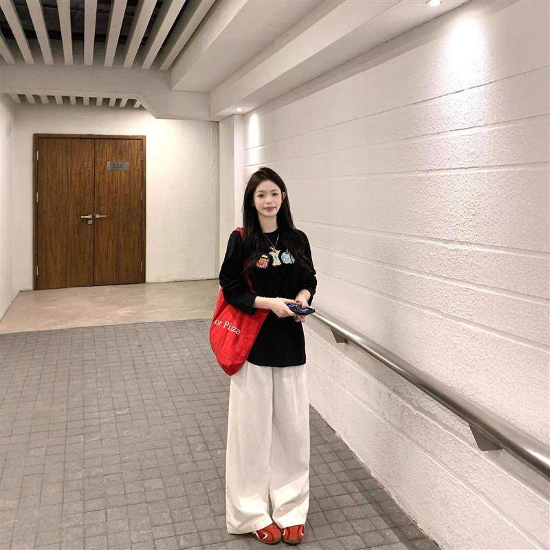 高级感黑色长袖t恤女2026新款春秋冬宽松内搭外穿纯棉打底衫上衣
