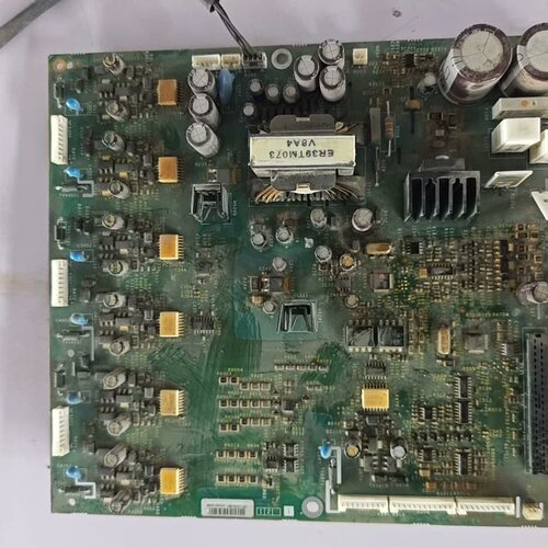议价施耐德变频器驱动板ATV71，37kW 拆机件 功能正常 议维修