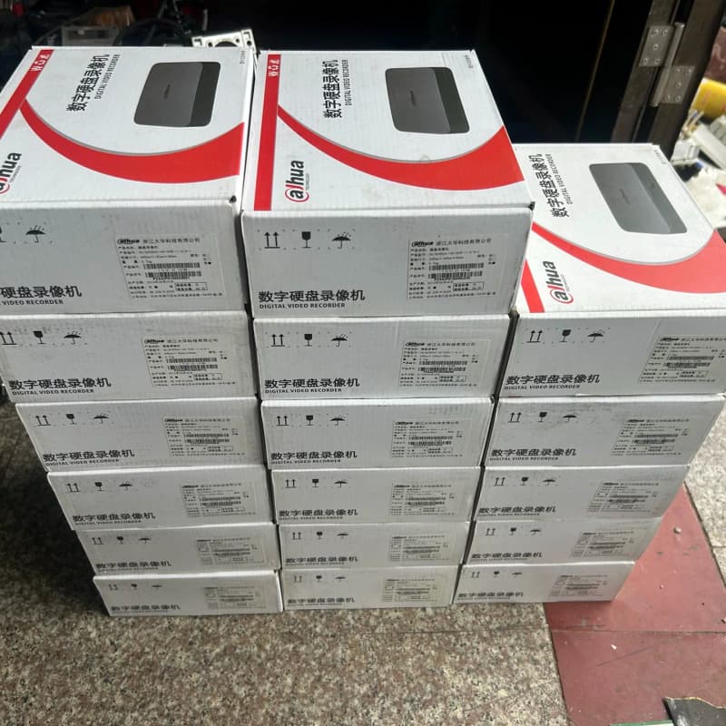 议价全新大华数字硬盘录像机，型号DH/DVR504，支持4路视频