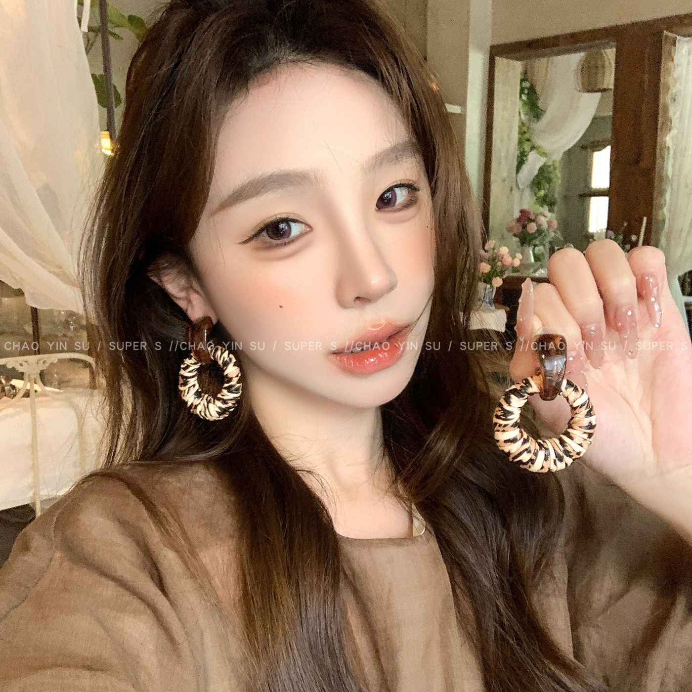 美拉德夸张豹纹吊坠耳环图片