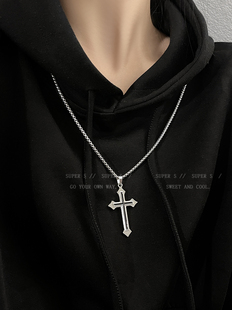 欧美风十字架钛钢长款项链女潮复古高级感配饰简约时尚男款毛衣链