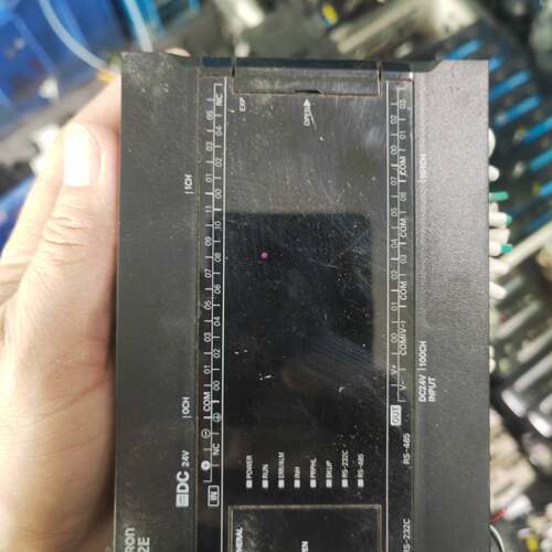 可维修欧姆龙PLC CP2E-S30DT-D，，成色如图，议价