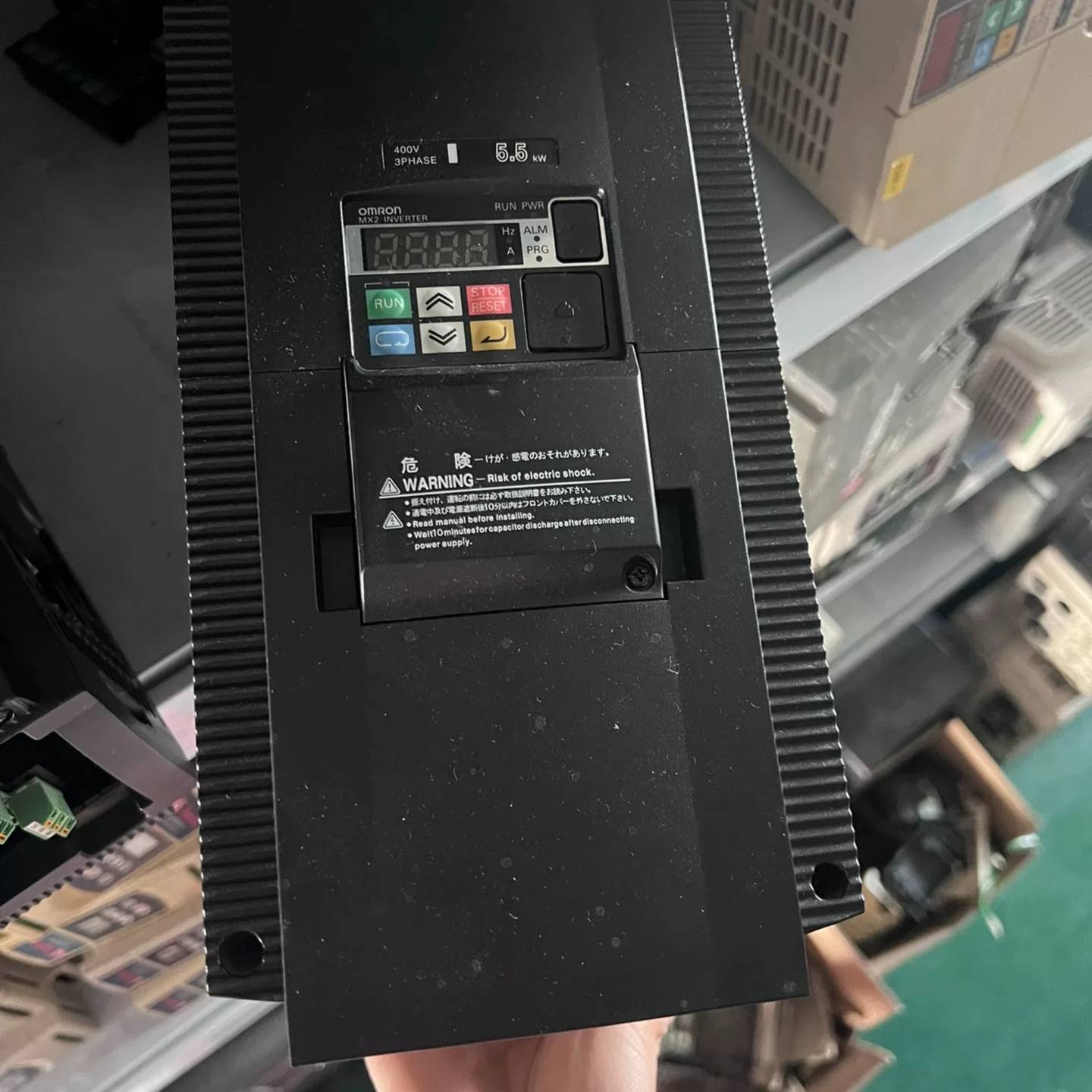 可维修3G3MX2-A4055-ZV1 欧姆龙变频器 5.5KW议价