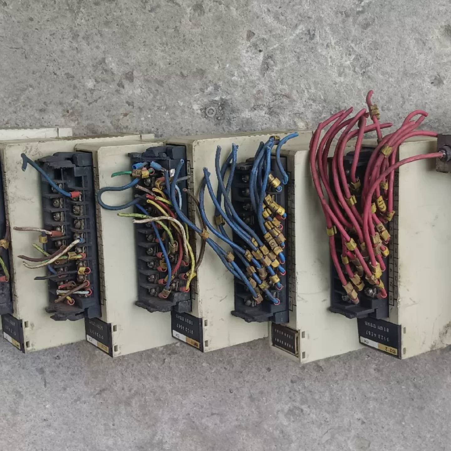 可维修欧姆龙C200HG-CPU43 C200H-0C225两片议价