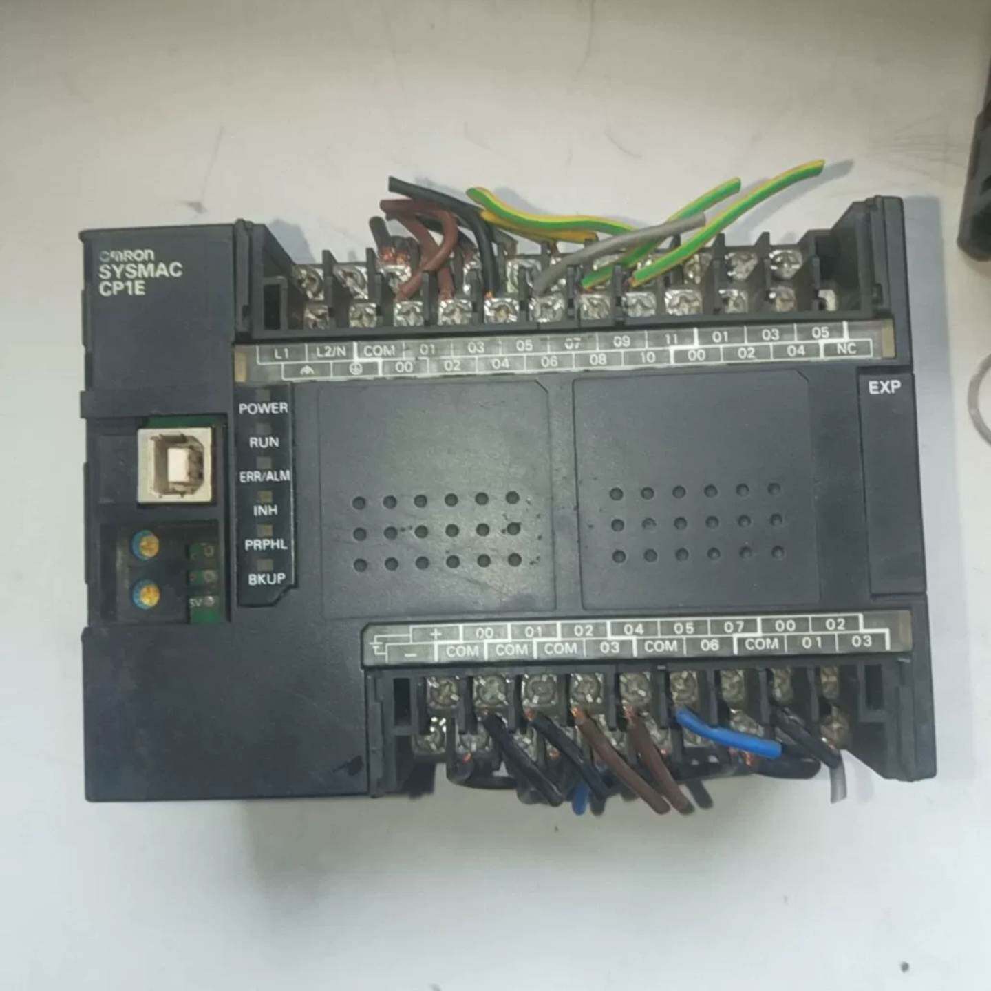 可维修欧姆龙CP1E-E30DR-A,剪线，功能正常。实物拍摄议价