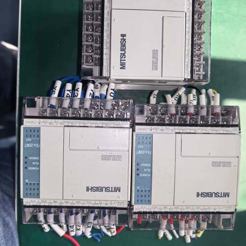 可维修PLC FX1S-20MT-001，，件，带外壳议价