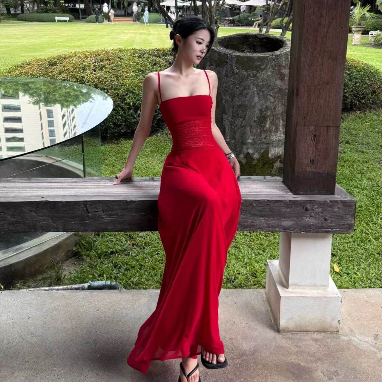 港风复古绝美红色短裙抹胸镂空吊带飘逸度假长裙圣诞年会礼服裙QY
