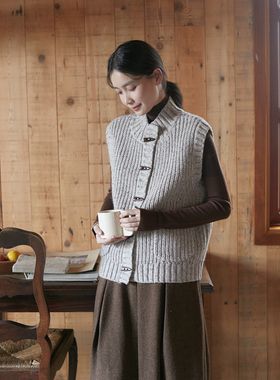 Seams Sense｜复古文艺秋冬百搭杂花灰牛角扣针织羊毛马甲01006