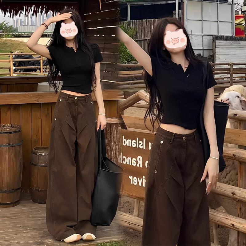 今年流行的女装套装高级感修身显瘦短袖T恤百搭阔腿牛仔裤两件套