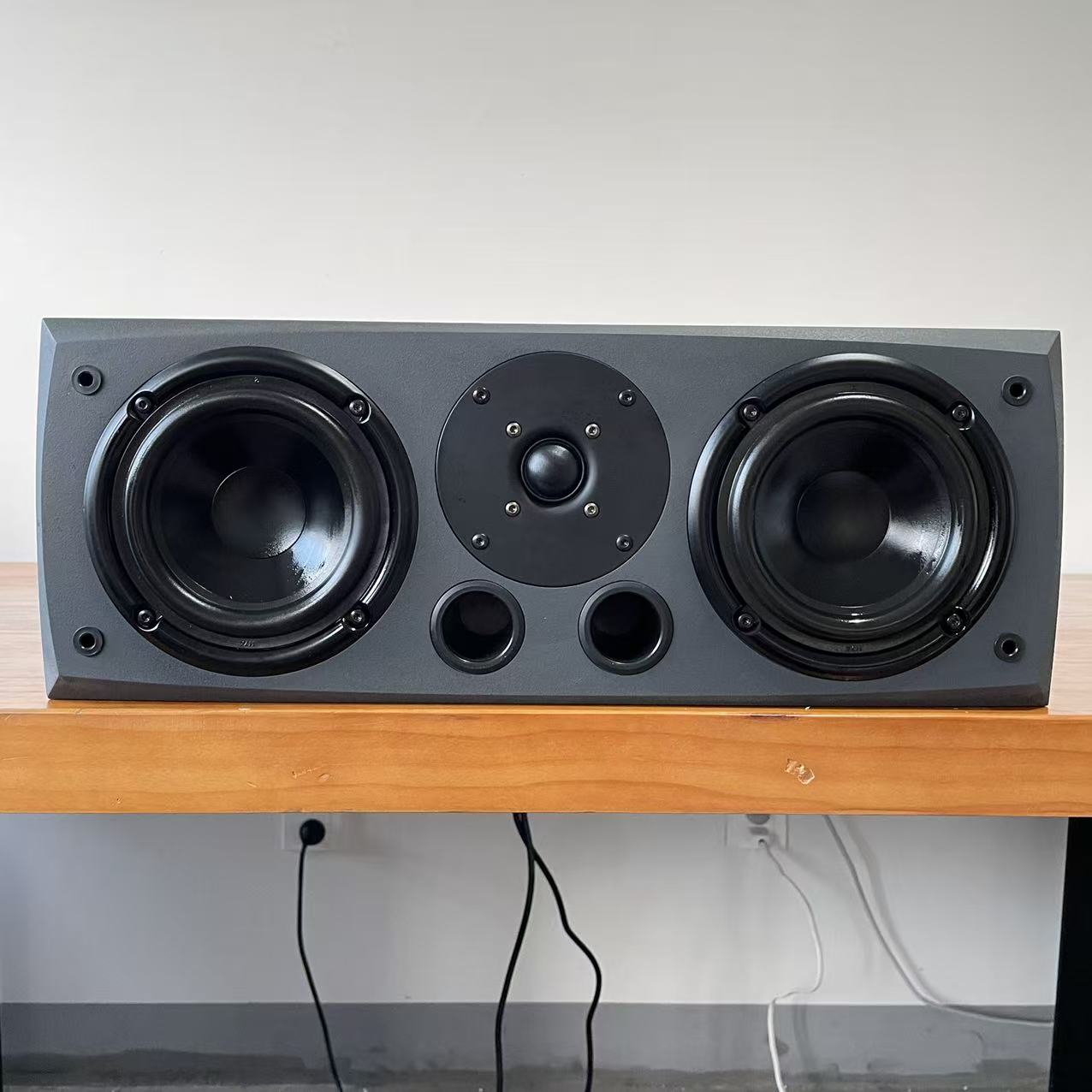 二手AVANCE丹麦皇冠150中置音箱一只5.5寸喇叭发烧音箱