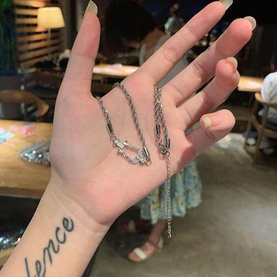 Frigid wind necklace light luxury niche new female niche des