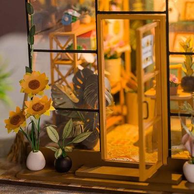 Mini Doll House Kit DIY Flower House Handmade 3D Puzzle Asse