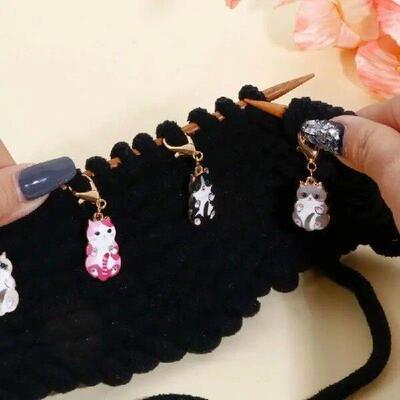 6Pcs Cats Stitching Marker Charm with Lobster Clasps,