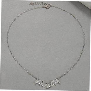 Black Women bat Halloween Jewelry Necklace 黑色蝙蝠项炼Punk