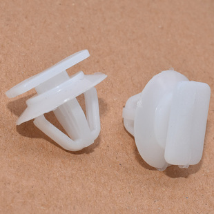 适用于马自达CX5下裙边卡扣CX7车门下护板防擦条轮眉装 饰板卡胶扣