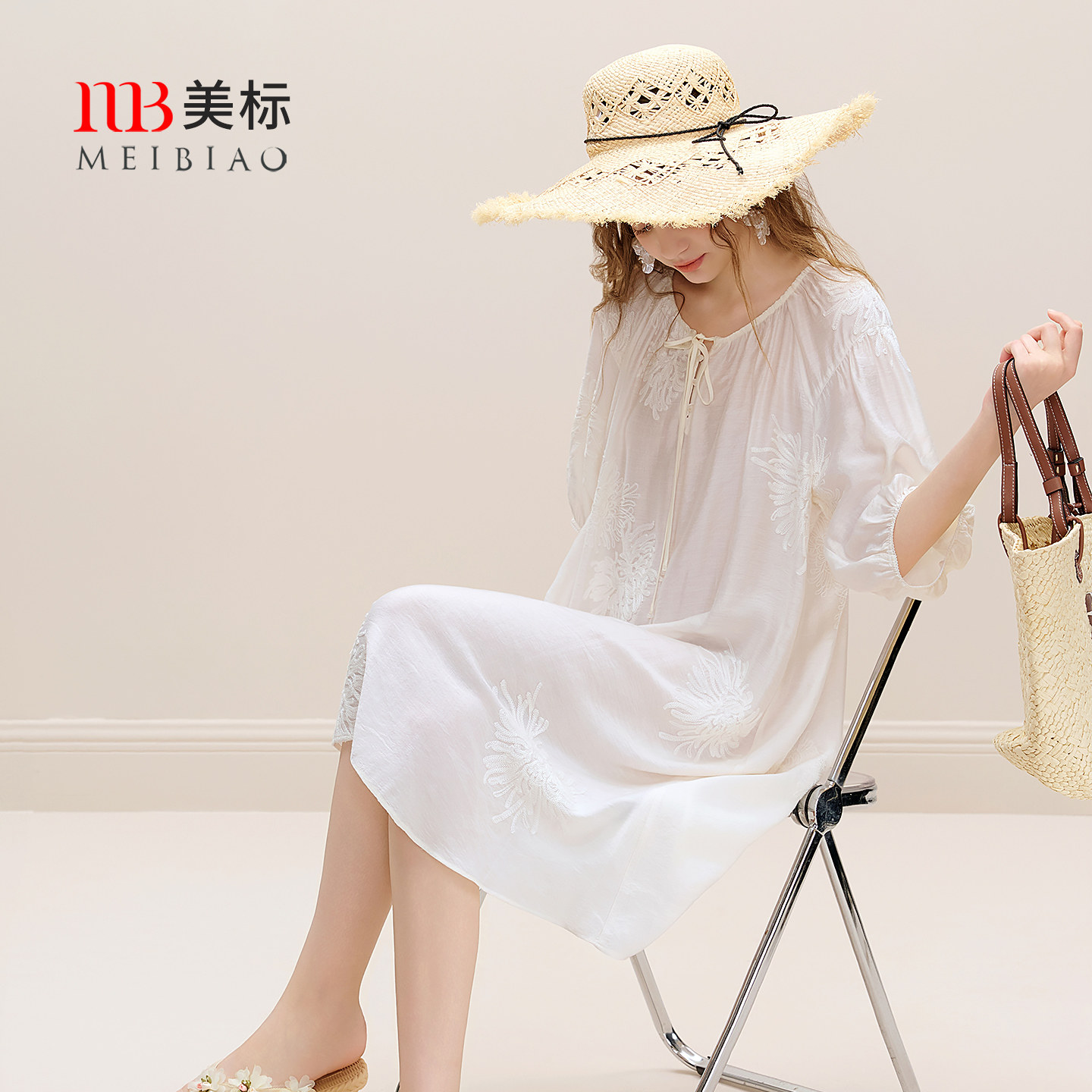 美标2026新品六分袖睡裙女夏绣花可外穿度假风亚麻家居服薄款睡衣