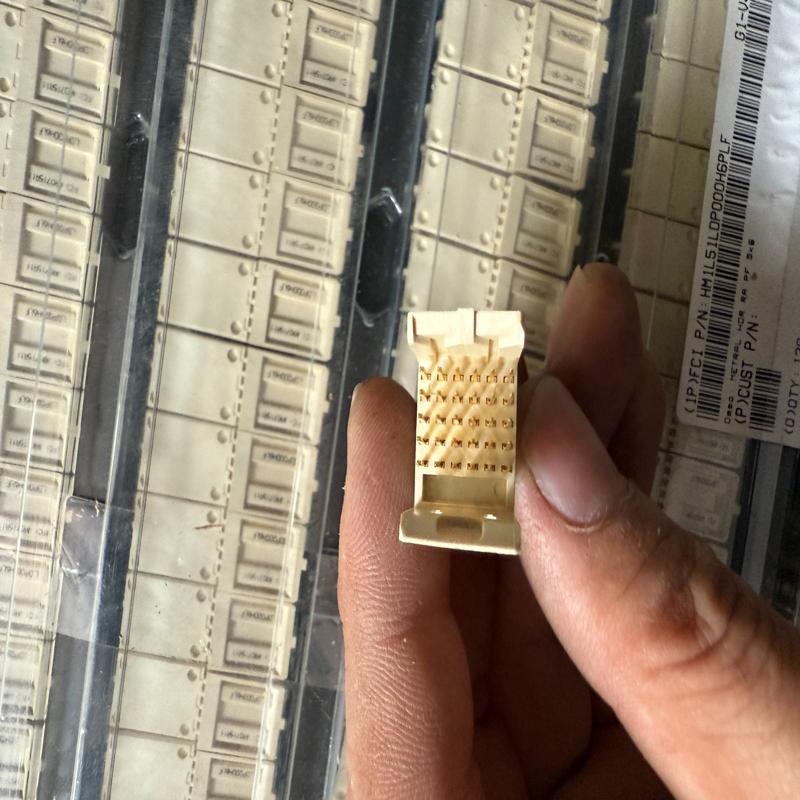 [议价]全新FCI连接器 HM1L51LDP00H6PLF