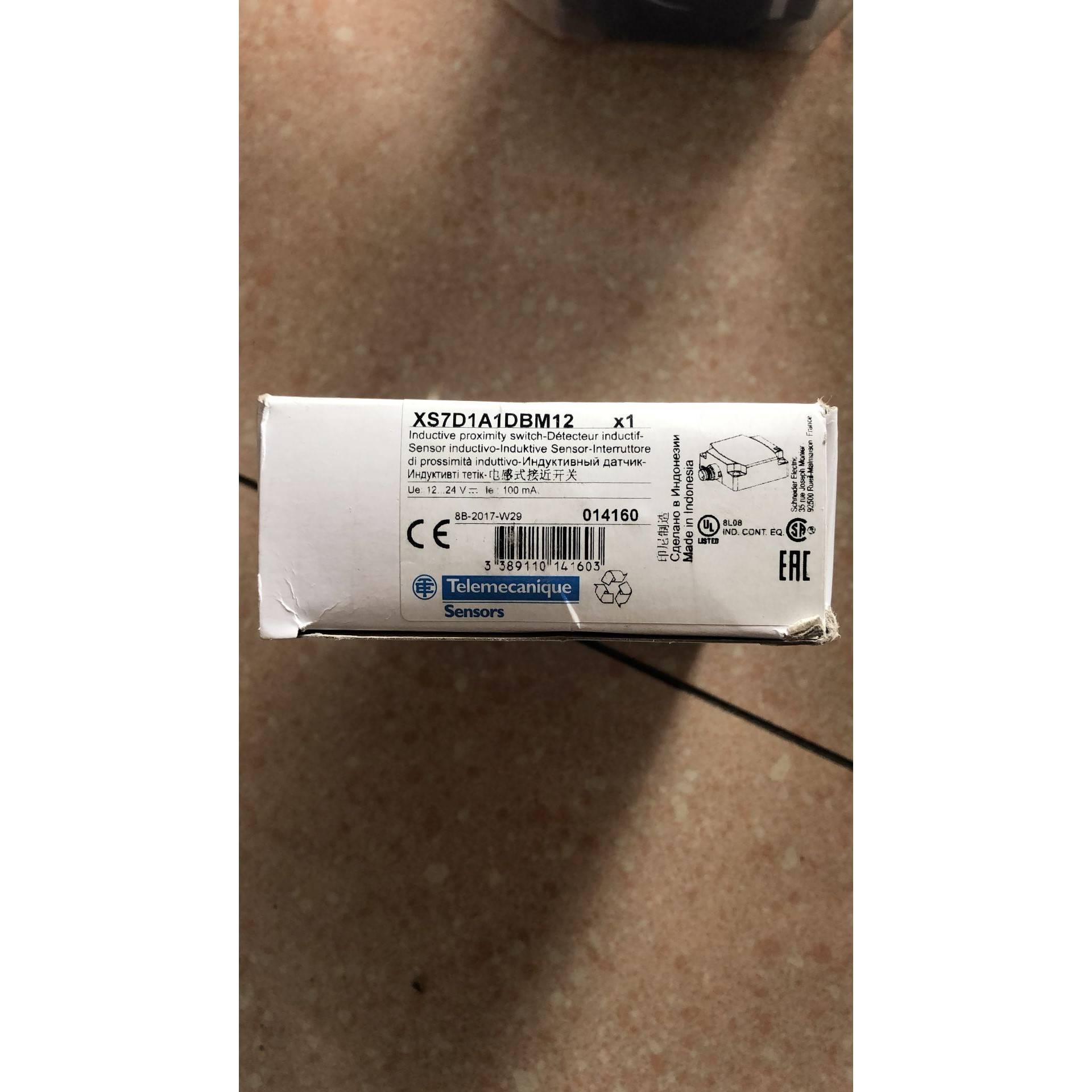 [议价]全新 Schneider/ XS7D1A1DBM12 实物拍摄 *