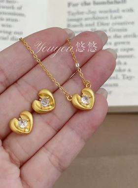 金色点钻拉丝爱心项链耳钉女轻奢精致简约小众设计耳饰吊坠锁骨链