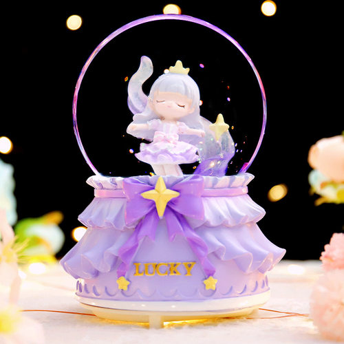 新品卡通女孩魔卡飘雪水晶球卧室发光发亮装饰品摆件