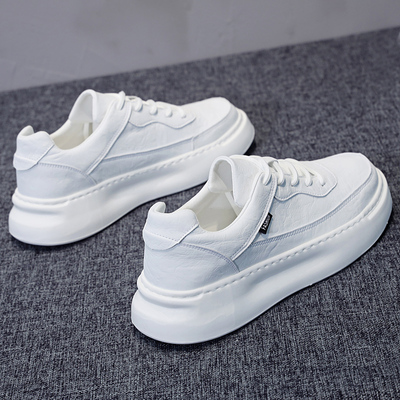 潮牌2025新款轻便软底耐磨内增高小白鞋男士韩版百搭休闲运动板鞋