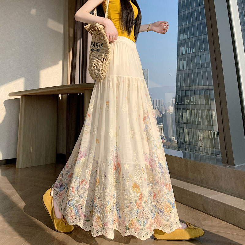 蕾丝刺绣镂空半身裙女2026年夏季新款高腰显瘦a字大摆伞裙长裙子