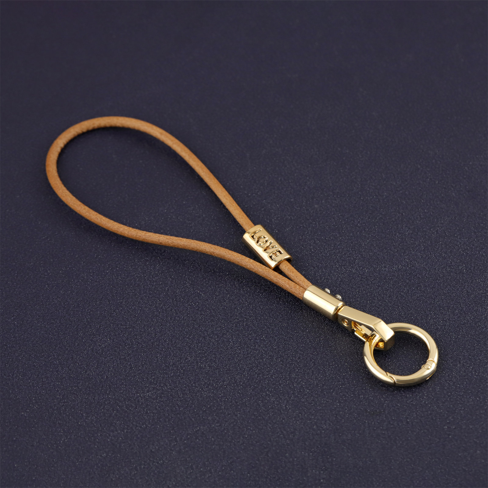 创意牛皮绳情侣同款金属钥匙扣手腕绳防丢挂件手机链便携水壶挂绳