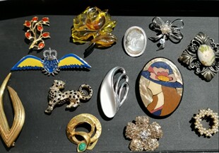 vintage中古回流胸针胸花美人头像卡梅奥豹贝雕珐琅西洋古董5.16