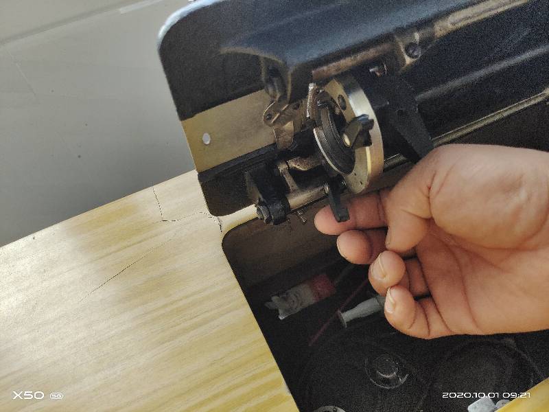 老式缝纫机零配件针杆套压脚杆滑块抬压脚铁扳手柄小连杆牙齿螺丝