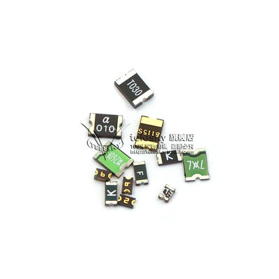 1206/0805/1812贴片自恢复保险丝 SMD 0.5A/1A/2A/2.6/500mA/2600