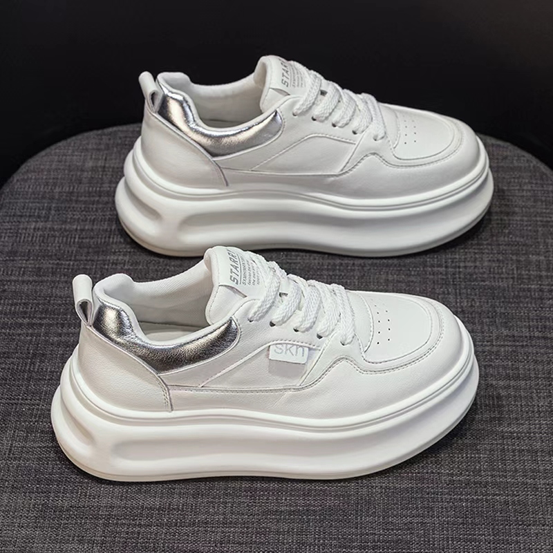 内增高7CM小白鞋女2025年秋季新款休闲松糕厚底板鞋爆款运动鞋子