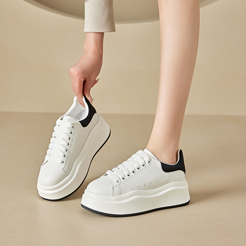 全牛皮小白鞋女2025年秋季新款透气百搭厚底增高6CM休闲运动板鞋