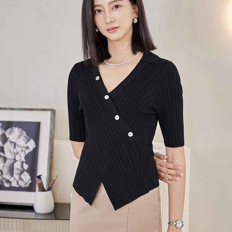 冰丝针织短袖t恤女夏季薄款2025新款设计感不规则V领修身正肩上衣