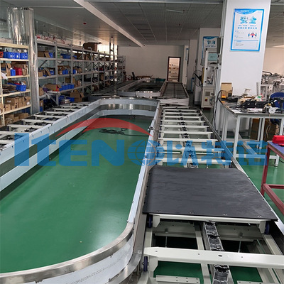 Airport luggage claim carousel conveyor equipment