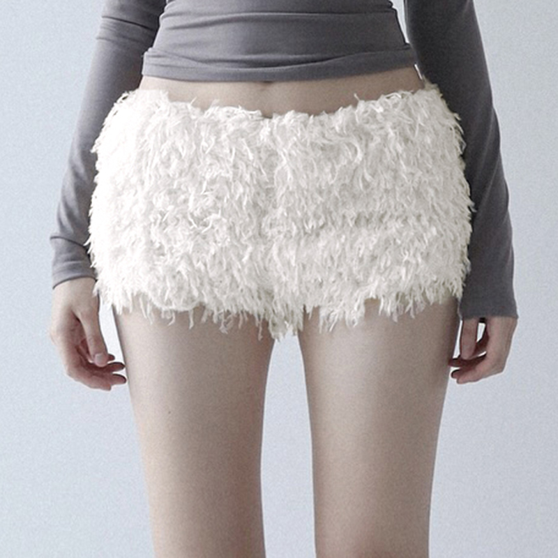 冬季恋歌甜美温柔毛毛短裤