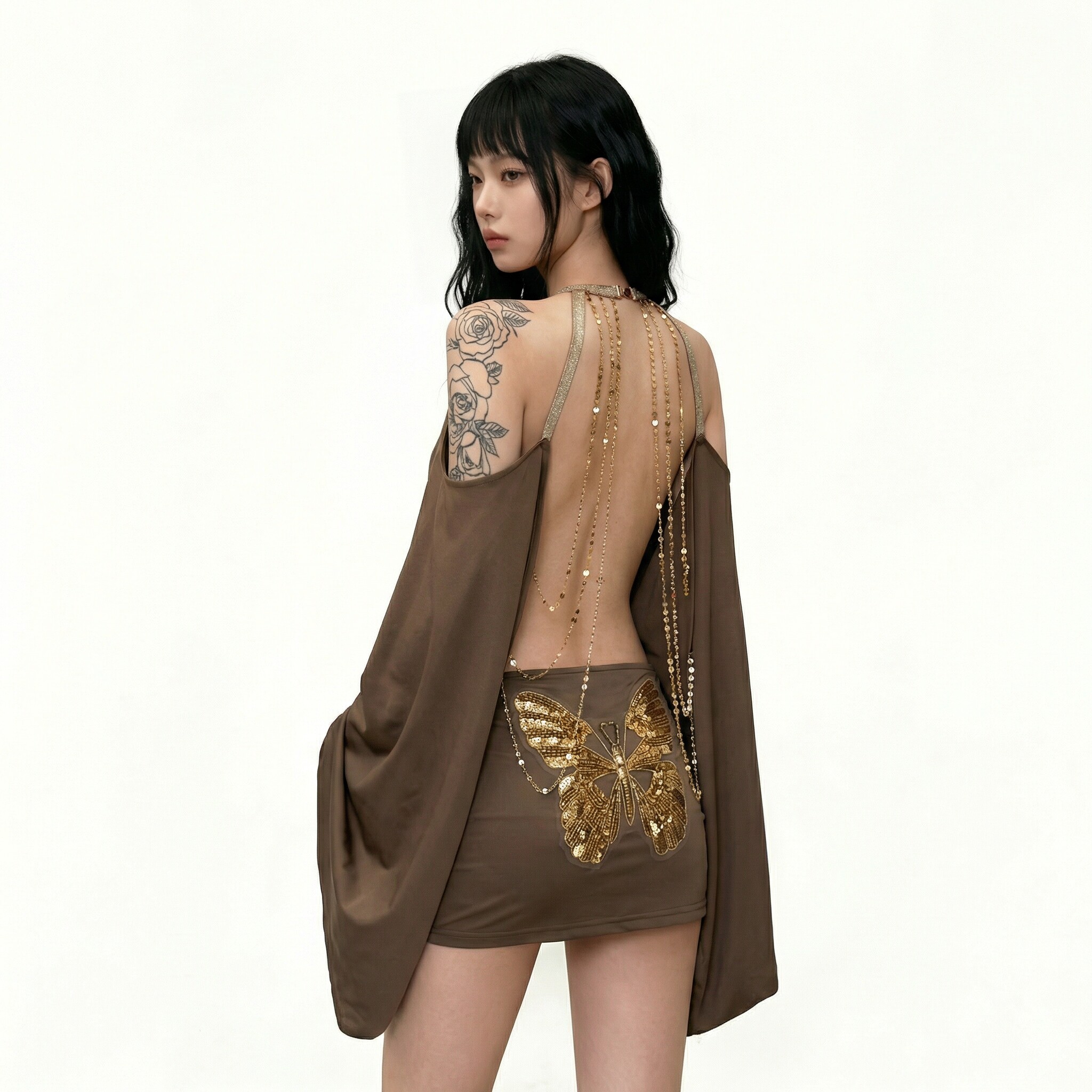 eilove美式复古慵懒蝙蝠袖连衣裙女性感辣妹挂脖镂空大露背包臀裙