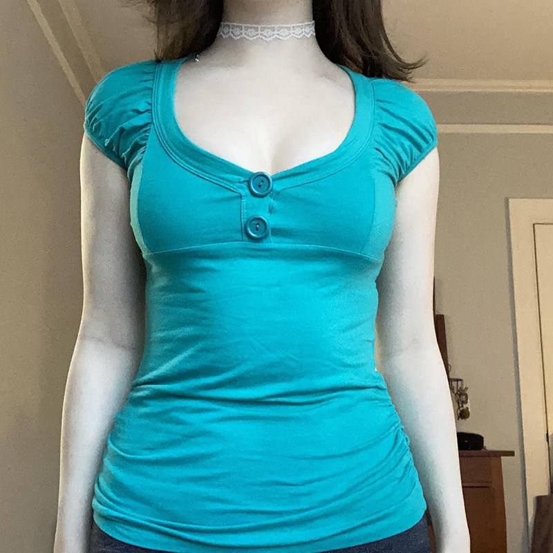 eilove古早少女排扣低胸U领短袖T恤女纯欲修身复古百搭泡泡袖上衣,女装/女士精品,T恤,淘宝优惠券,粉丝福利购,淘宝优惠卷