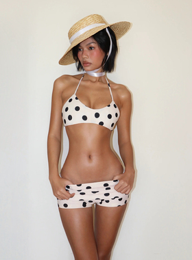 eilove美式辣妹撞色波点比基尼套装女休闲假日沙滩海边泳衣两件套