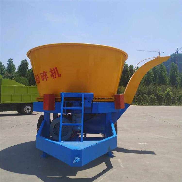 新疆圆盘草捆粉碎机厂家90型转筒粉草机牛羊场麦草捆破碎机视频