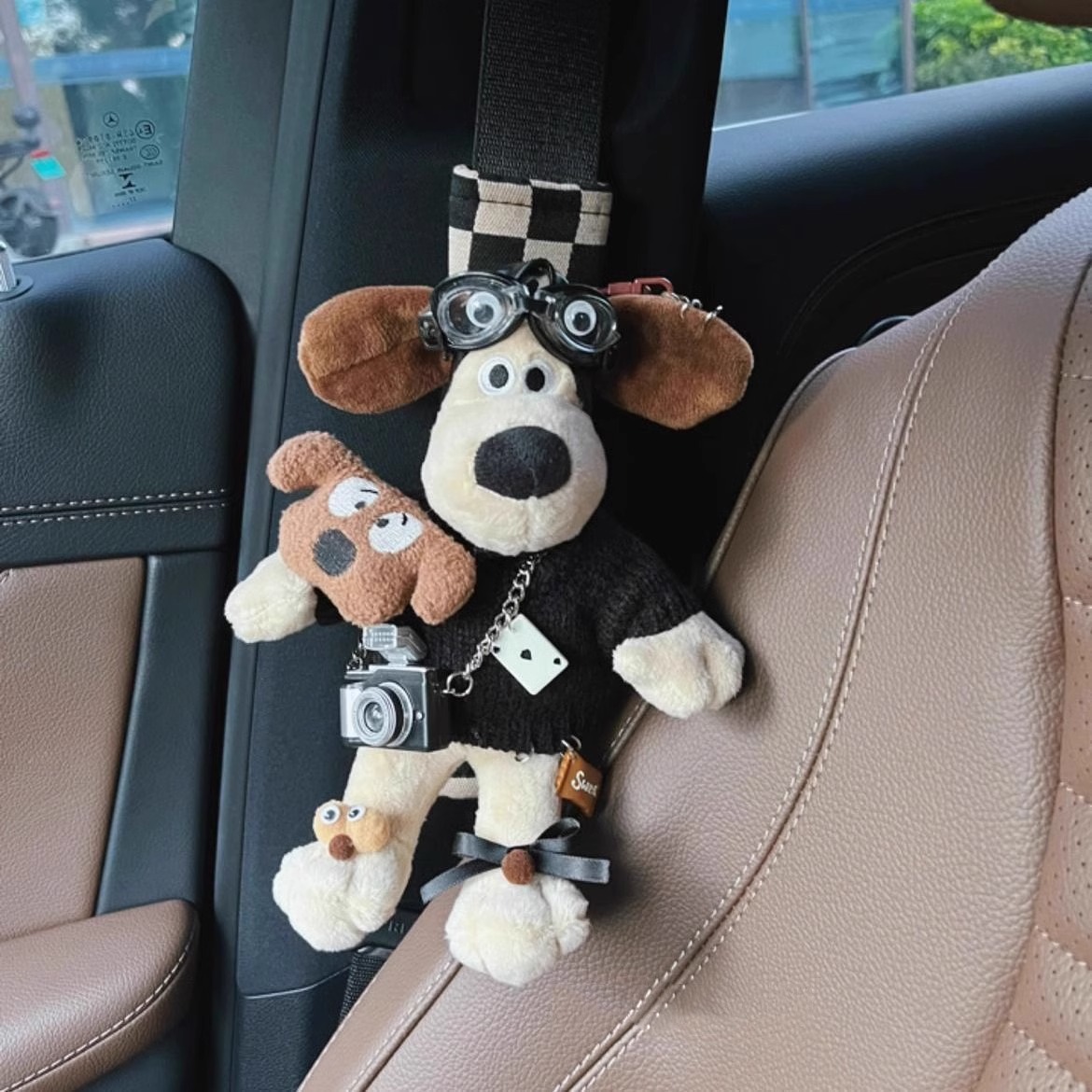 DIY掌门狗公仔汽车安全带