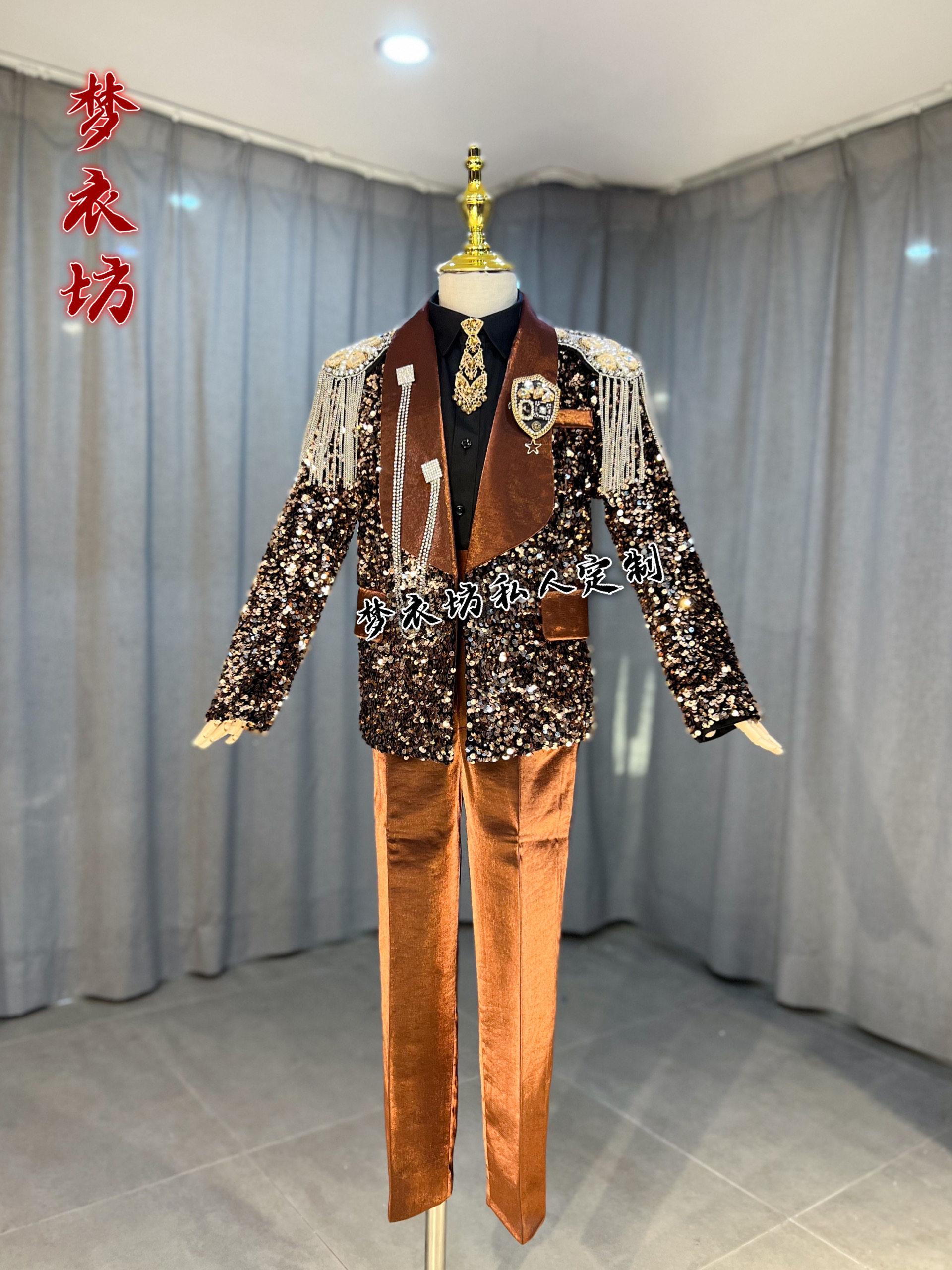 快乐阳光演出服男童西装4件套亮片西服套装主持人唱歌礼服