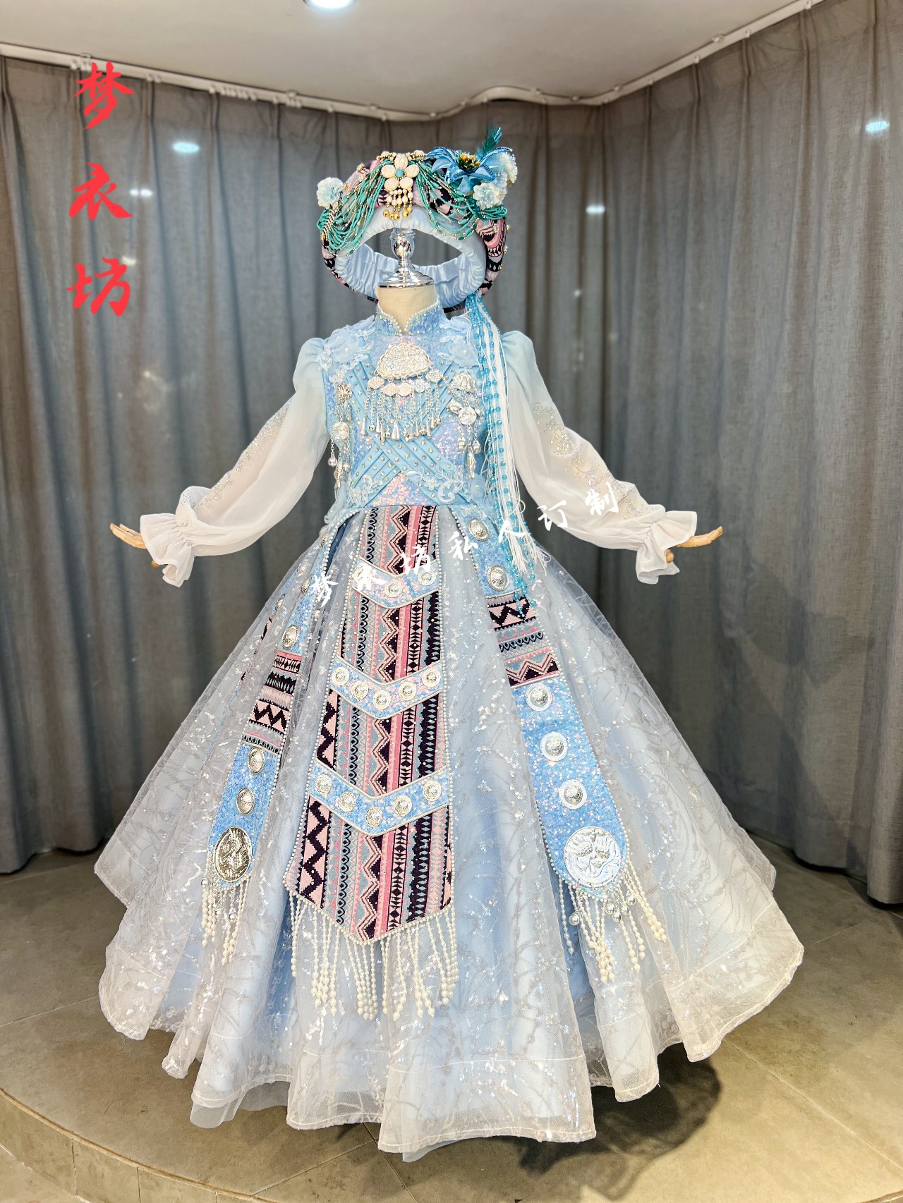 女童摩梭族彝族畲族苗族瑶族