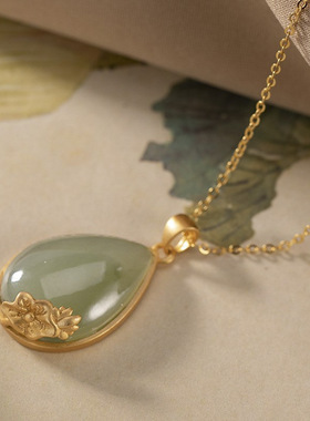 925纯银和田玉吊坠女碧玉玉石项链2022年新款高级感轻奢中式玉坠