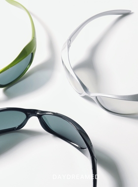 环绕设计UV400防紫外线骑行墨镜