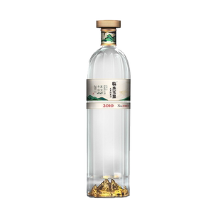 临水玉泉真实年份度礼盒装瓶白酒