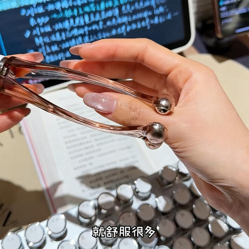 滚一滚缓解酸痛手指关节按摩器